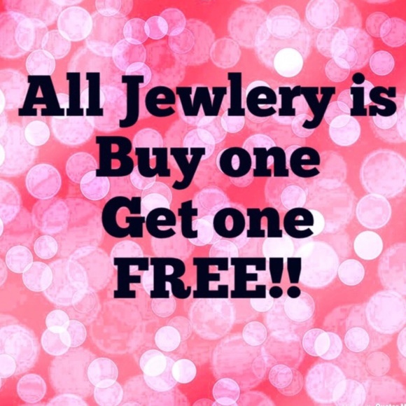 Beautiful reversible studs with gold and pearl - Picture 5 of 5